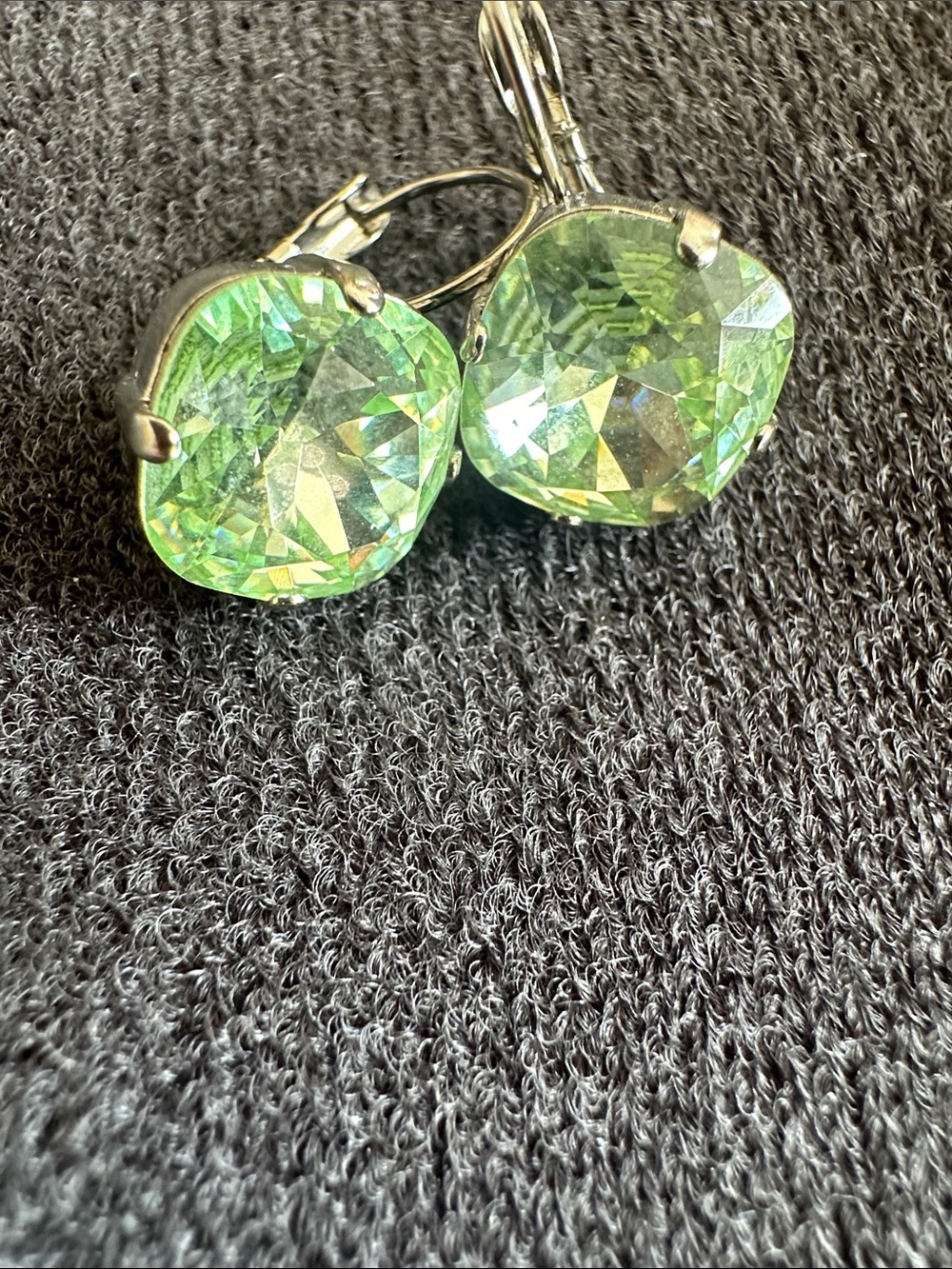 Swarovski Chrysolite Crystal Drop leverback Earrings Atlantis Berlin🧜‍♀️ - Picture 8 of 11